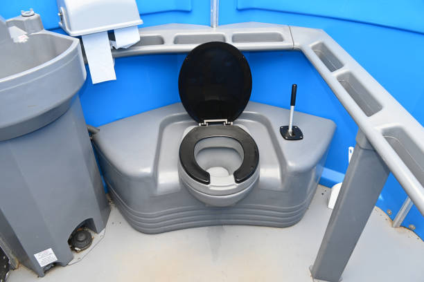 Best Portable bathroom rental  in Redwood, TX